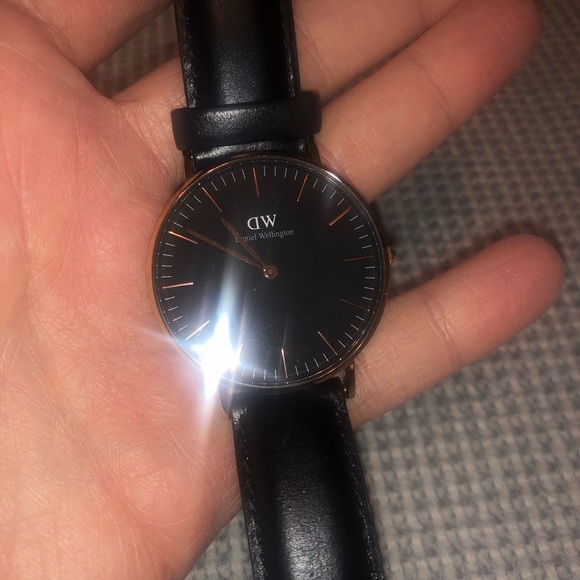 Daniel Wellington women’s watch - Picture 4 of 8